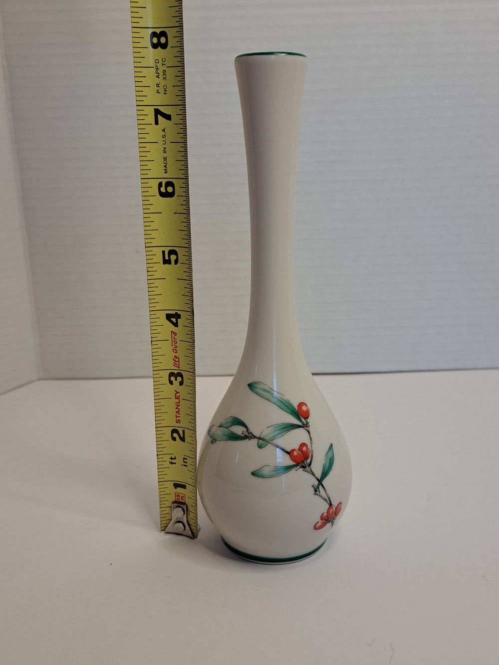 Vintage Gorham "Homecoming" Vase 1981 Made in USA 7.5inches Tall